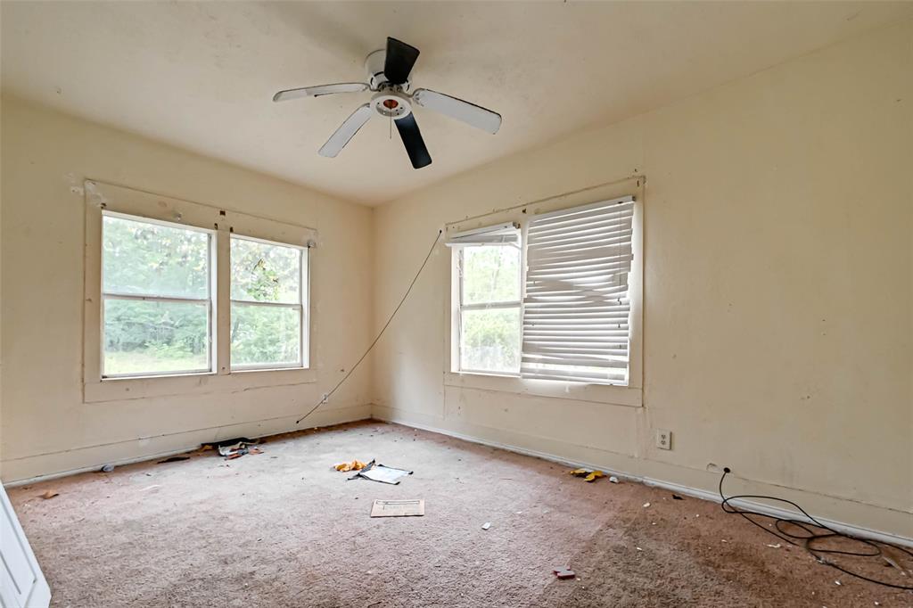 709 S Houston Avenue, Livingston, Texas image 9