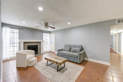 12500 Sandpiper Drive 57 Houston TX 77035