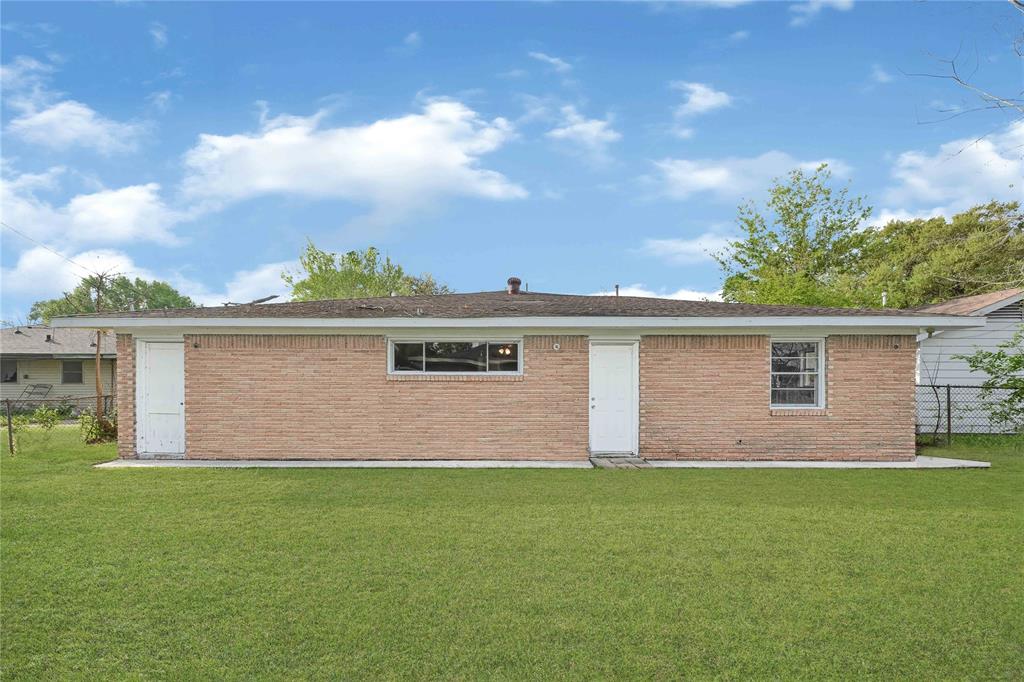 6411 Beldart Street, Houston, Texas image 11
