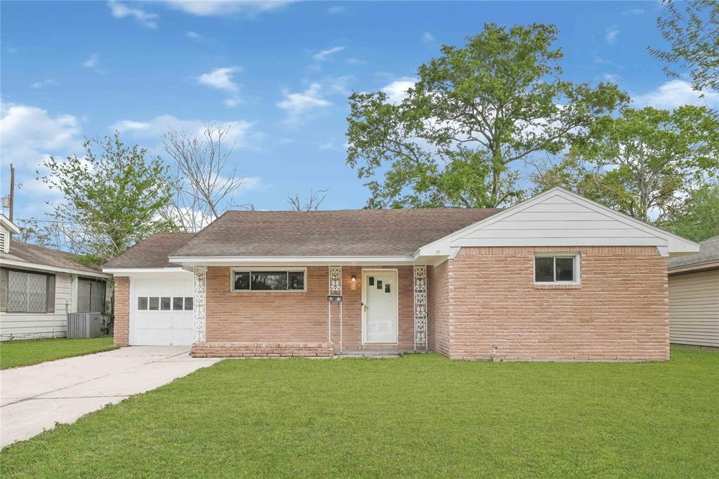 6411 Beldart Street, Houston, Texas image 2