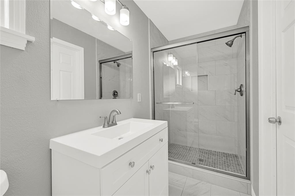 6411 Beldart Street, Houston, Texas image 9