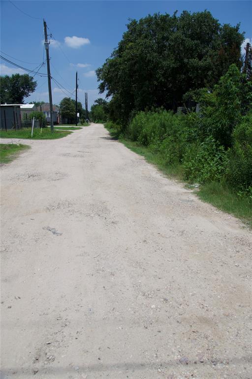 Evergreen Street Street, Fresno, Texas image 6