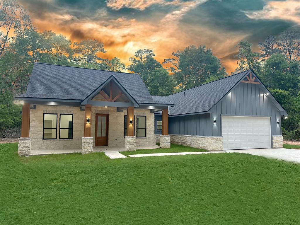 51 V Allen Ln, Coldspring, Texas image 1