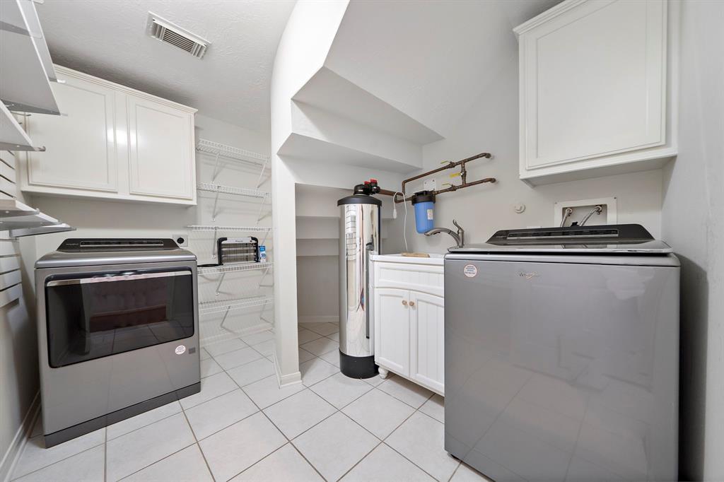 6310 Hidden Crest Way, Sugar Land, Texas image 44