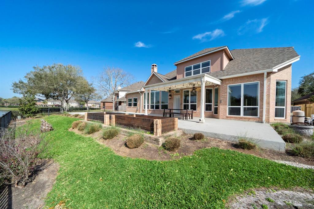6310 Hidden Crest Way, Sugar Land, Texas image 46