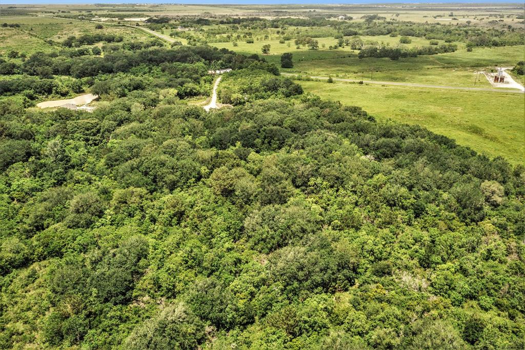 0000 Fm 562, Anahuac, Texas image 8