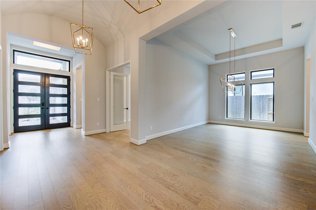 9010 Pleasant Cove