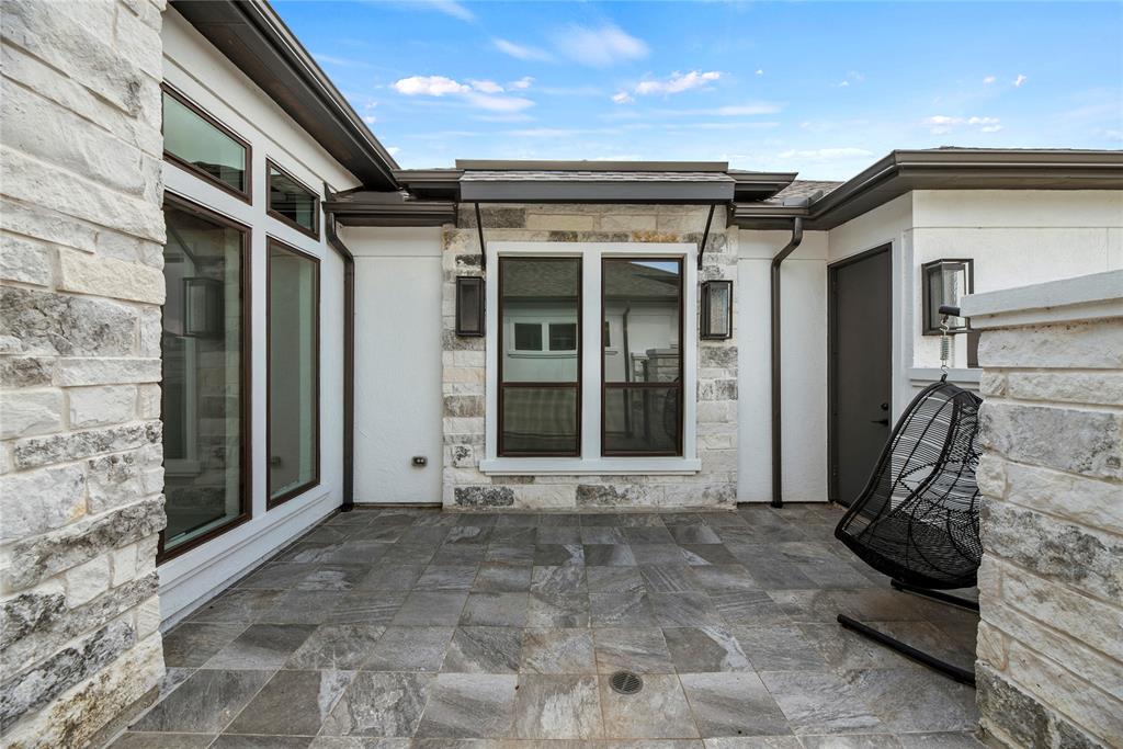 9010 Pleasant Cove