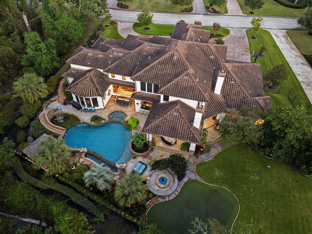 6010 Royal Point Court, Kingwood, Texas image 2