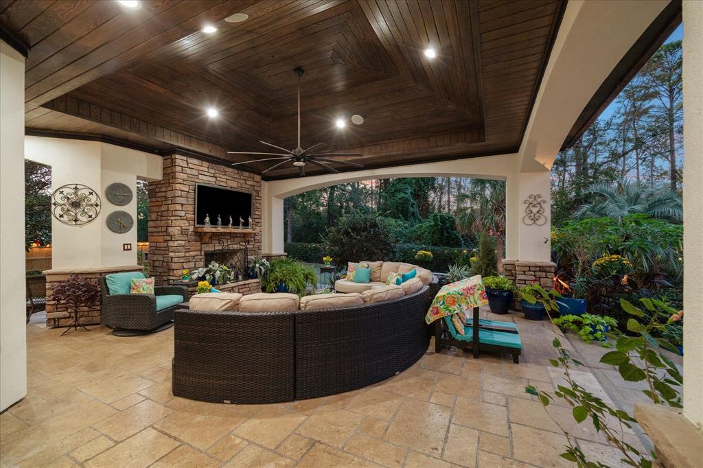 6010 Royal Point Court, Kingwood, Texas image 32