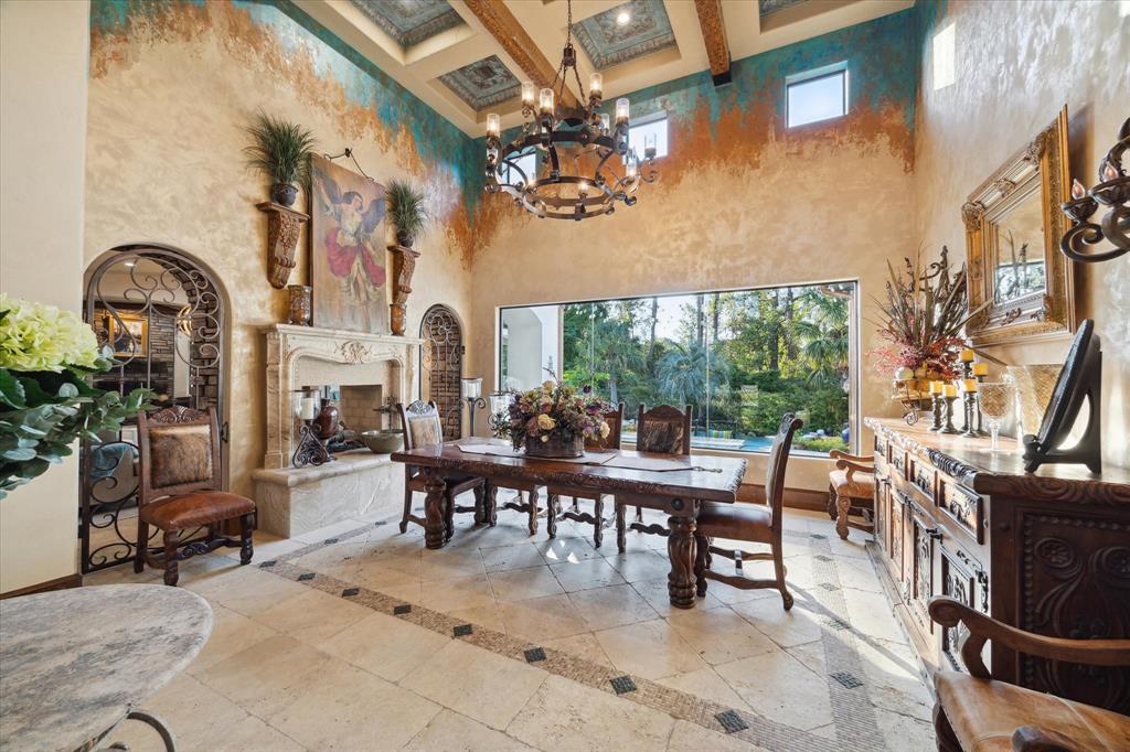 6010 Royal Point Court, Kingwood, Texas image 9