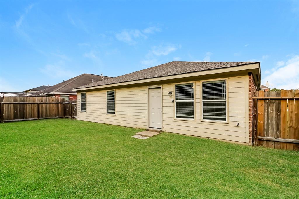 18315 Atascocita Meadows Drive, Humble, Texas image 20