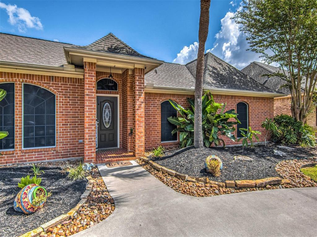 4003 Castle Drive