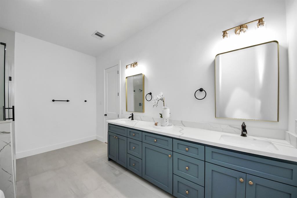 5520 Chapman Street, Houston, Texas image 16