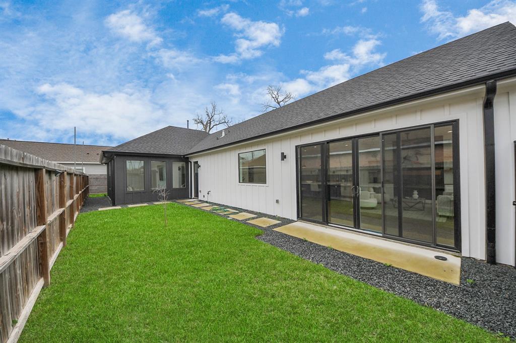 5520 Chapman Street, Houston, Texas image 31