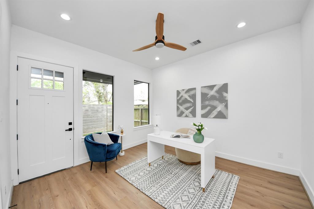 5520 Chapman Street, Houston, Texas image 23