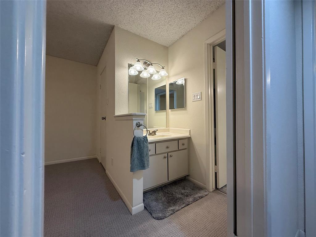 3919 Fairmont Parkway #240, Pasadena, Texas image 18