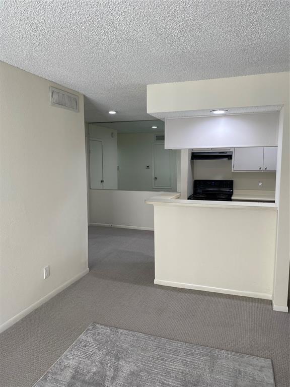 3919 Fairmont Parkway 240