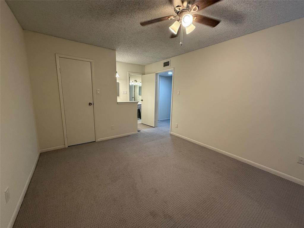3919 Fairmont Parkway #240, Pasadena, Texas image 22