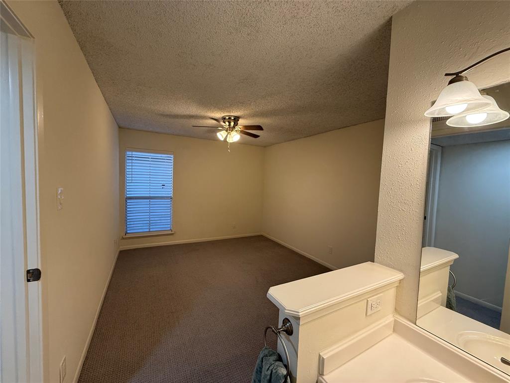 3919 Fairmont Parkway #240, Pasadena, Texas image 25
