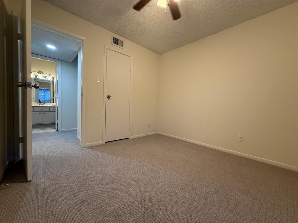 3919 Fairmont Parkway #240, Pasadena, Texas image 23