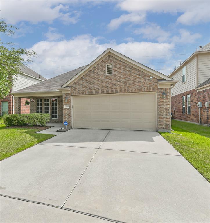 2504 Elm Crossing Trail