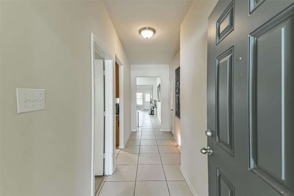 2504 Elm Crossing Trail