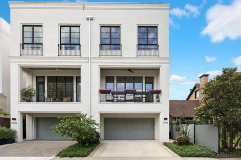 1107 Berthea Street B Houston TX 77006