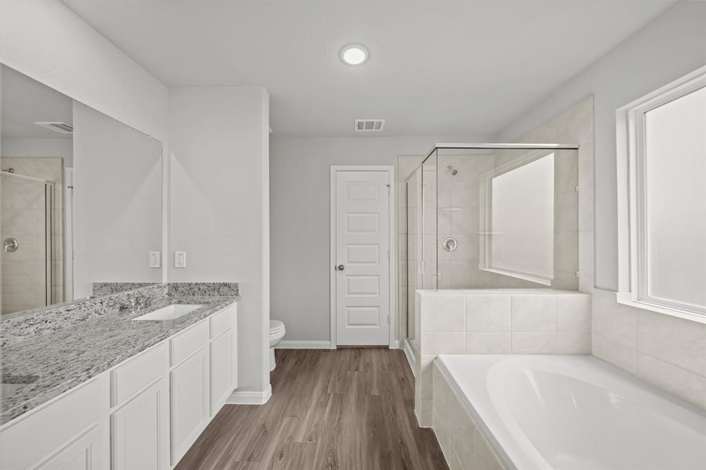 1372 Mount Blanc Path, Conroe, Texas image 11