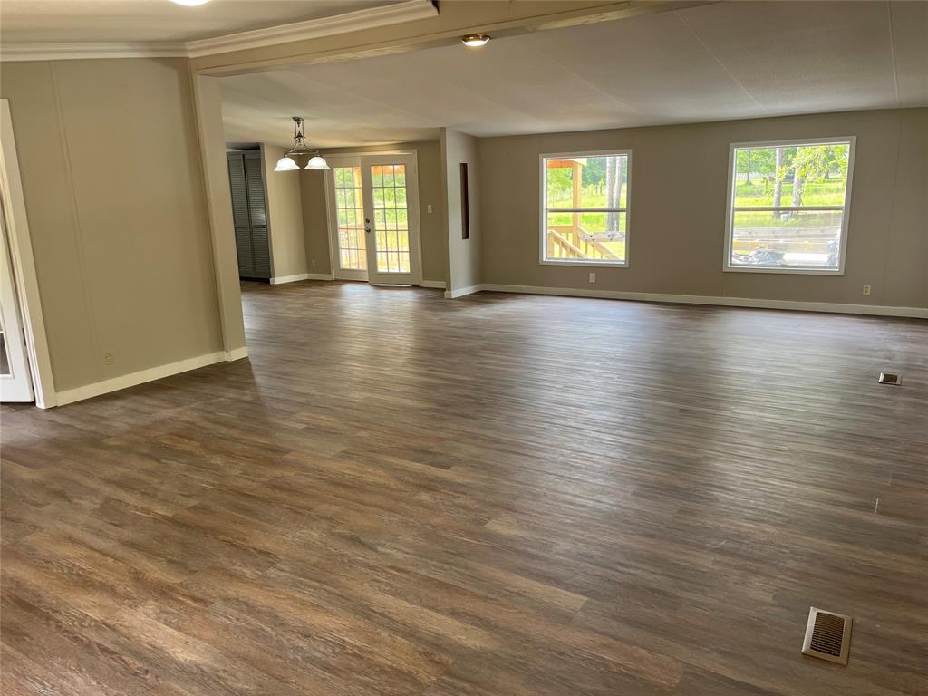 360 Jammye Drive, Cleveland, Texas image 4