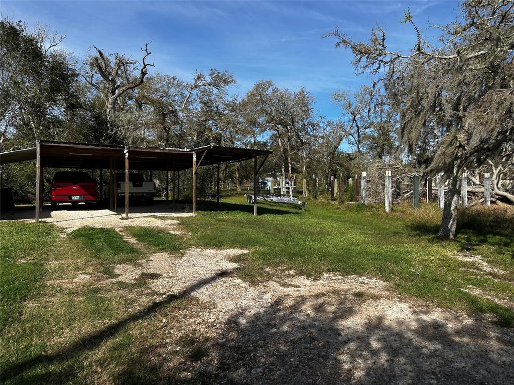 218 Shady Oaks Rd, Alvin, Texas image 1