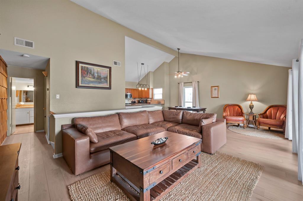 116 April Point Drive, Conroe, Texas image 18