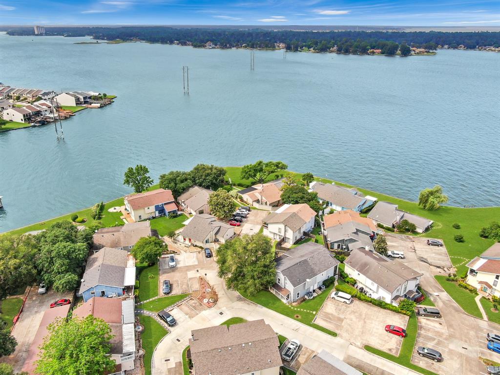 116 April Point Drive, Conroe, Texas image 37