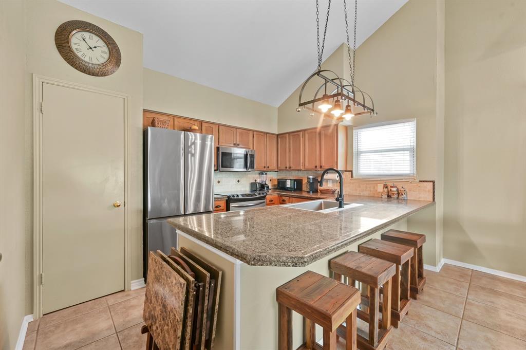 116 April Point Drive, Conroe, Texas image 28