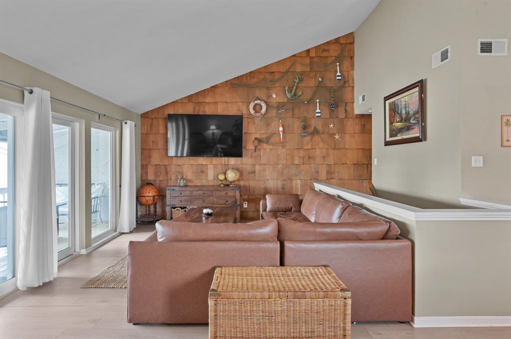 116 April Point Drive, Conroe, Texas image 20
