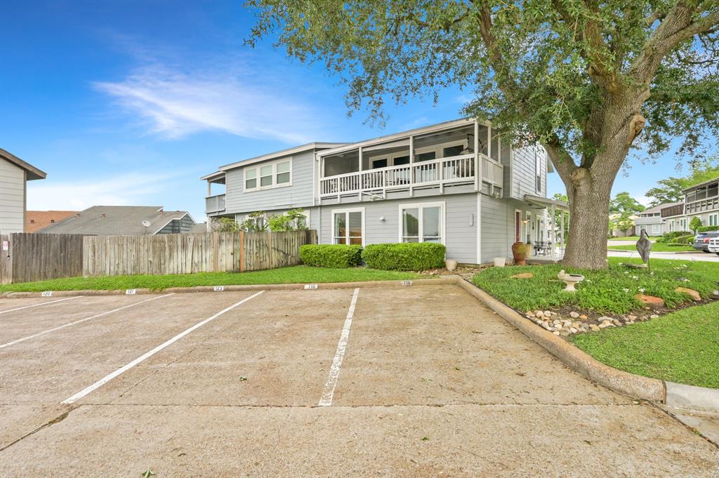116 April Point Drive, Conroe, Texas image 36