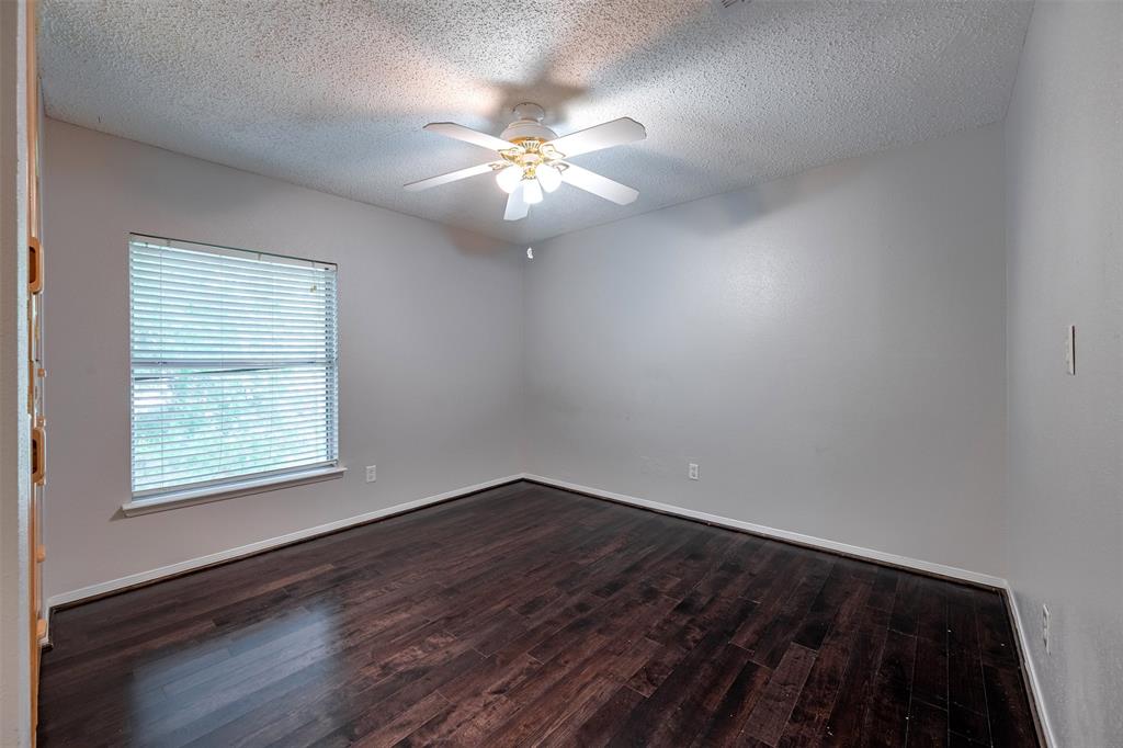 4611 Wolverhampton Way, Missouri City, Texas image 16
