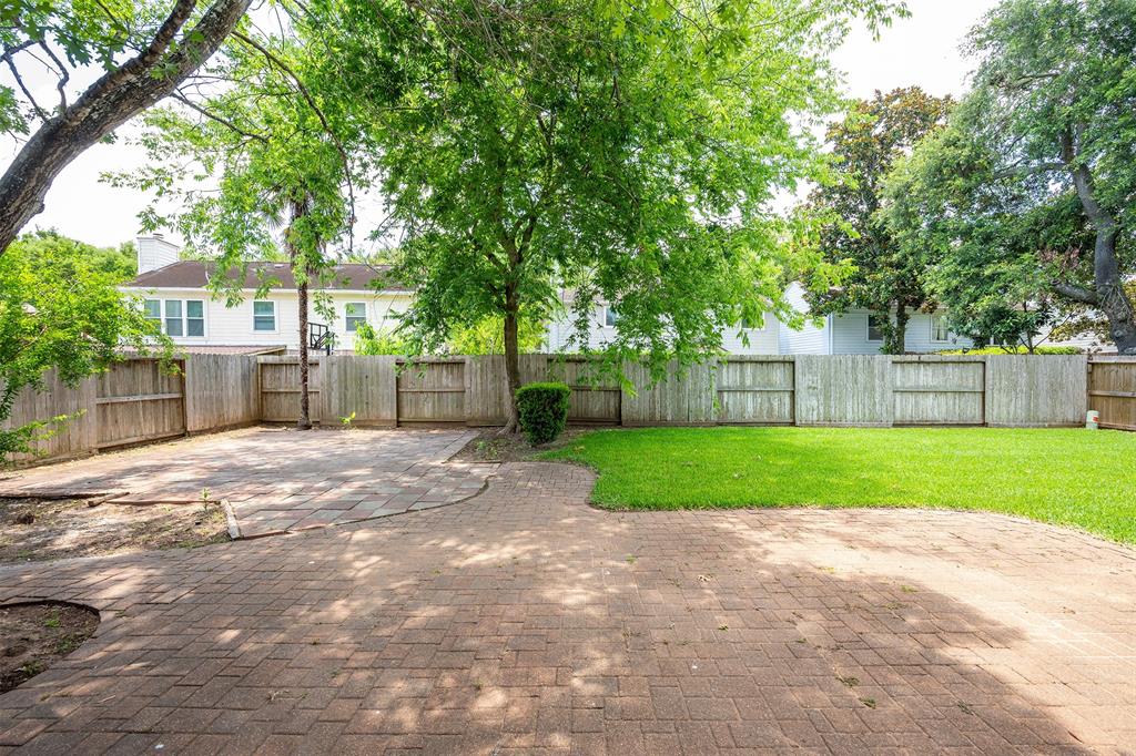 4611 Wolverhampton Way, Missouri City, Texas image 22