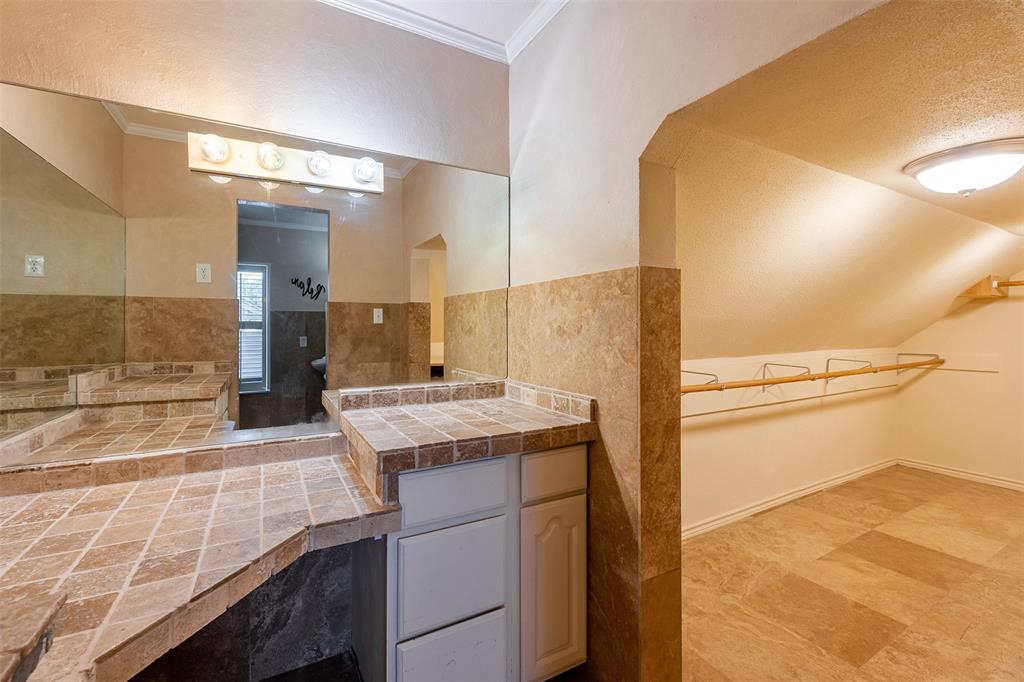 4611 Wolverhampton Way, Missouri City, Texas image 14