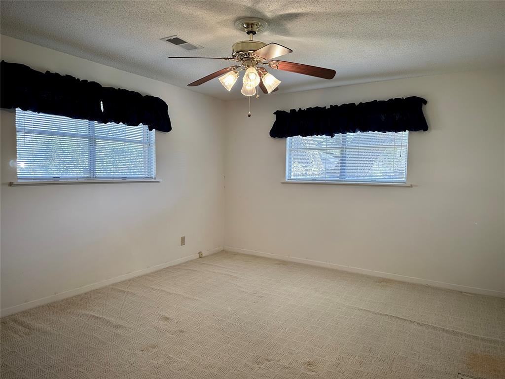 1406 W Dogwood St, Woodville, Texas image 11