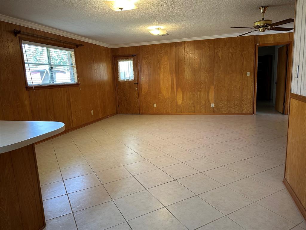 1406 W Dogwood St, Woodville, Texas image 3