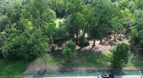 Photo of 2865 Delaware Street, Beaumont, TX 77703 (MLS # 34135603)