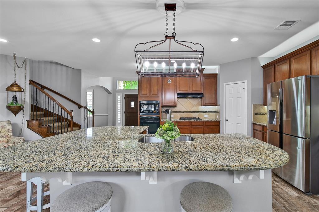 1113 Sydney Lane, Friendswood, Texas image 12