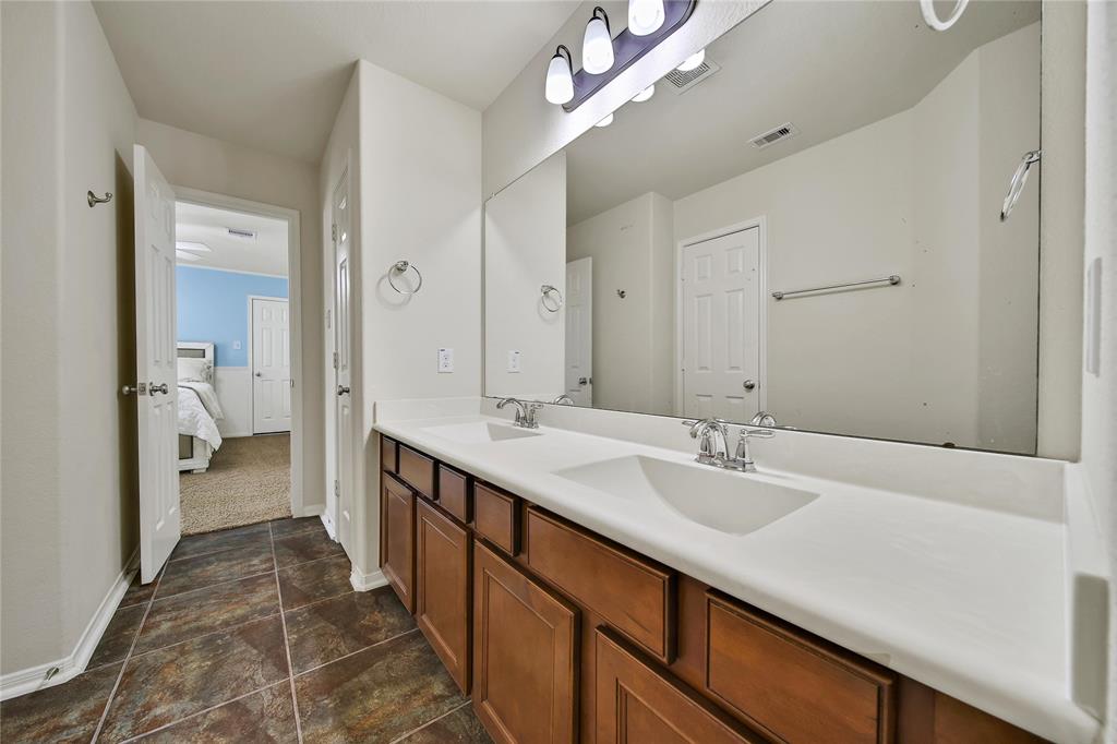 1113 Sydney Lane, Friendswood, Texas image 24