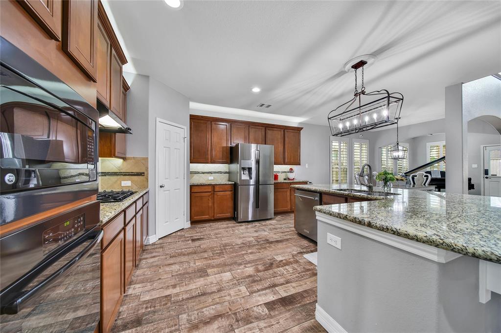 1113 Sydney Lane, Friendswood, Texas image 11