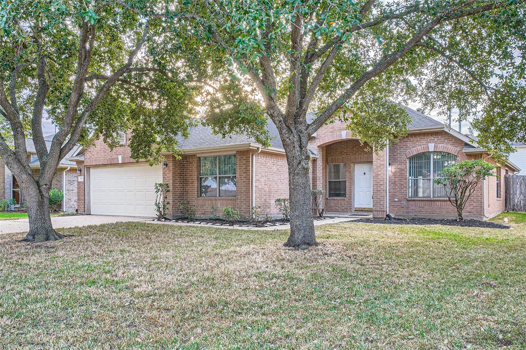 2914 Park Springs Lane, Sugar Land, Texas image 1