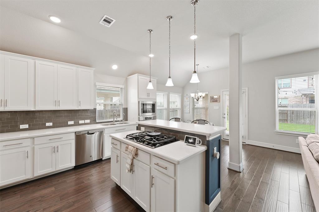 2610 Granite River Lane, Conroe, Texas image 7
