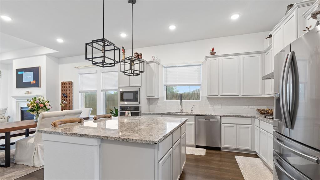 2296 Vanessa Cay Lane, La Porte, Texas image 10