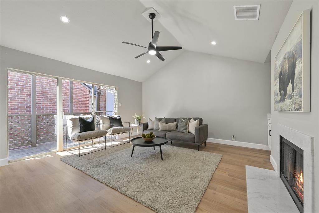 2829 Timmons Lane #222, Houston, Texas image 3