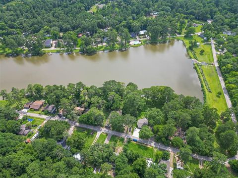 A home in Conroe